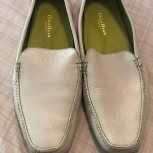 women Cole Haan flats 🥿